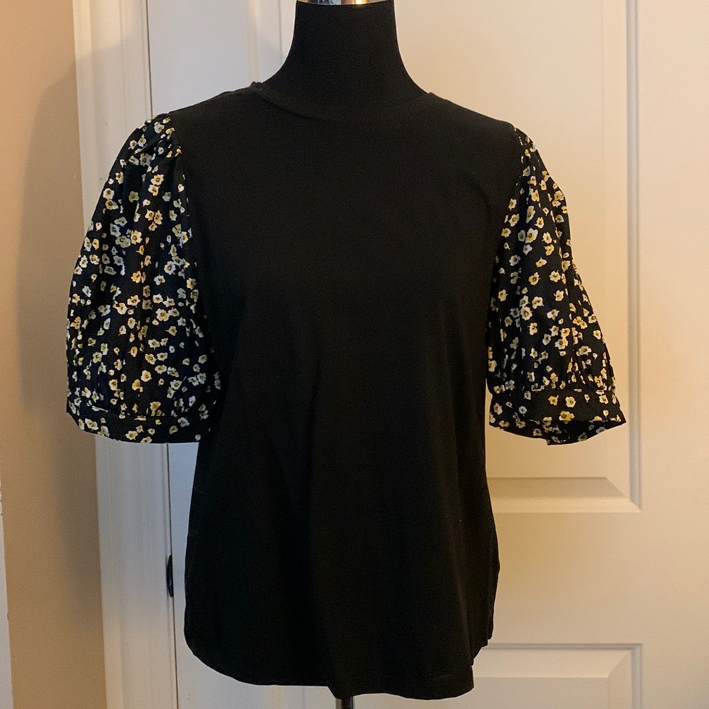 Women’s top - yellow flowers sleeves